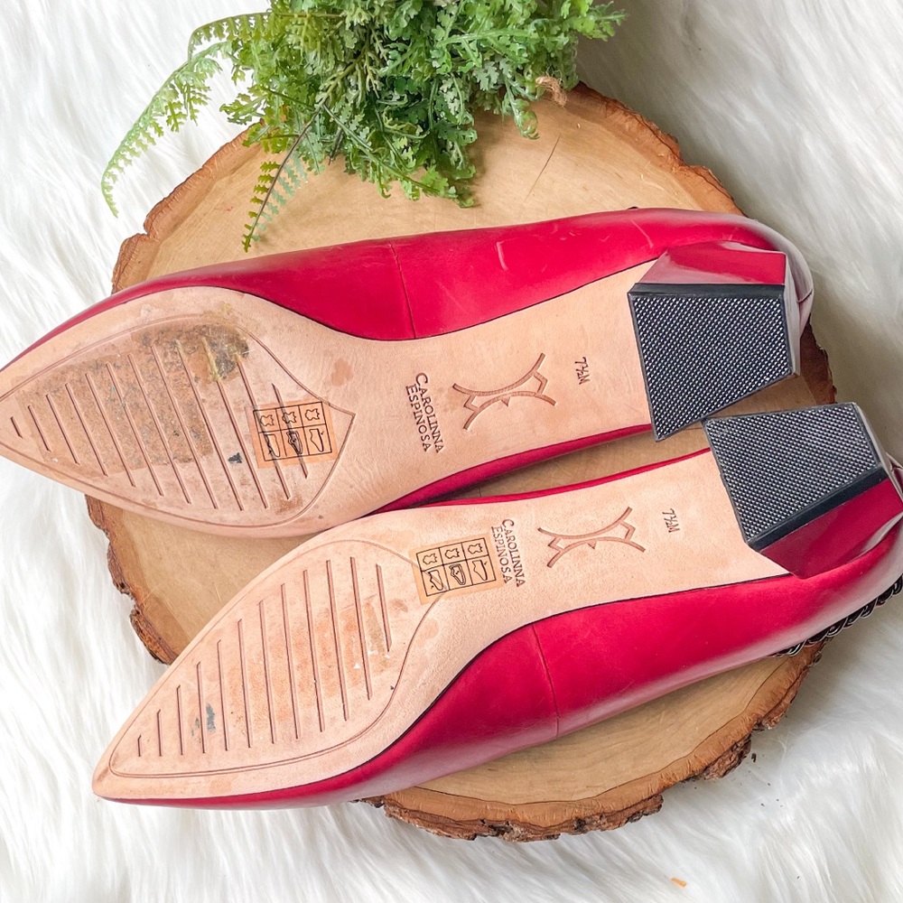Carolinna Espinosa Cadence Red Leather Pointed Toe Chain Flats Heel Shoes 7.5 - Picture 4 of 8